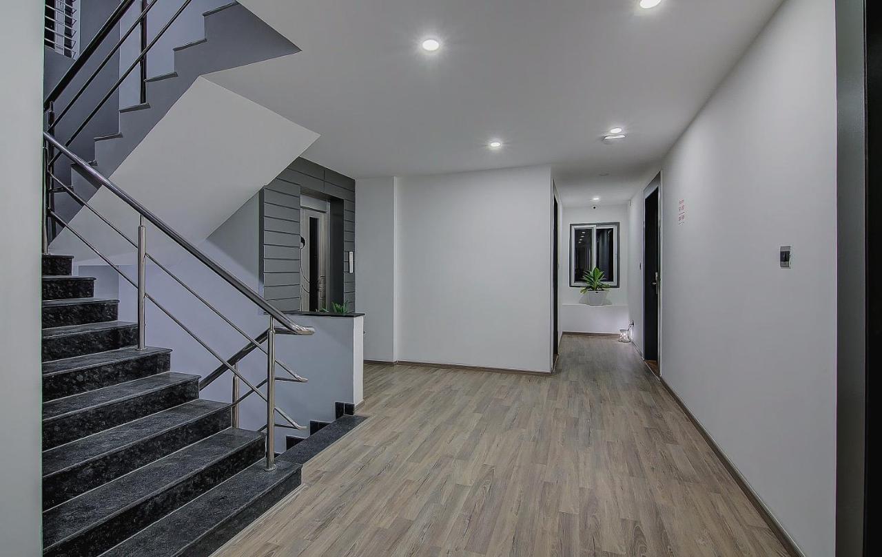 Super Townhouse Global Village Tech Park Near Kengeri Bus Terminal Metro Station Бангалор Екстериор снимка