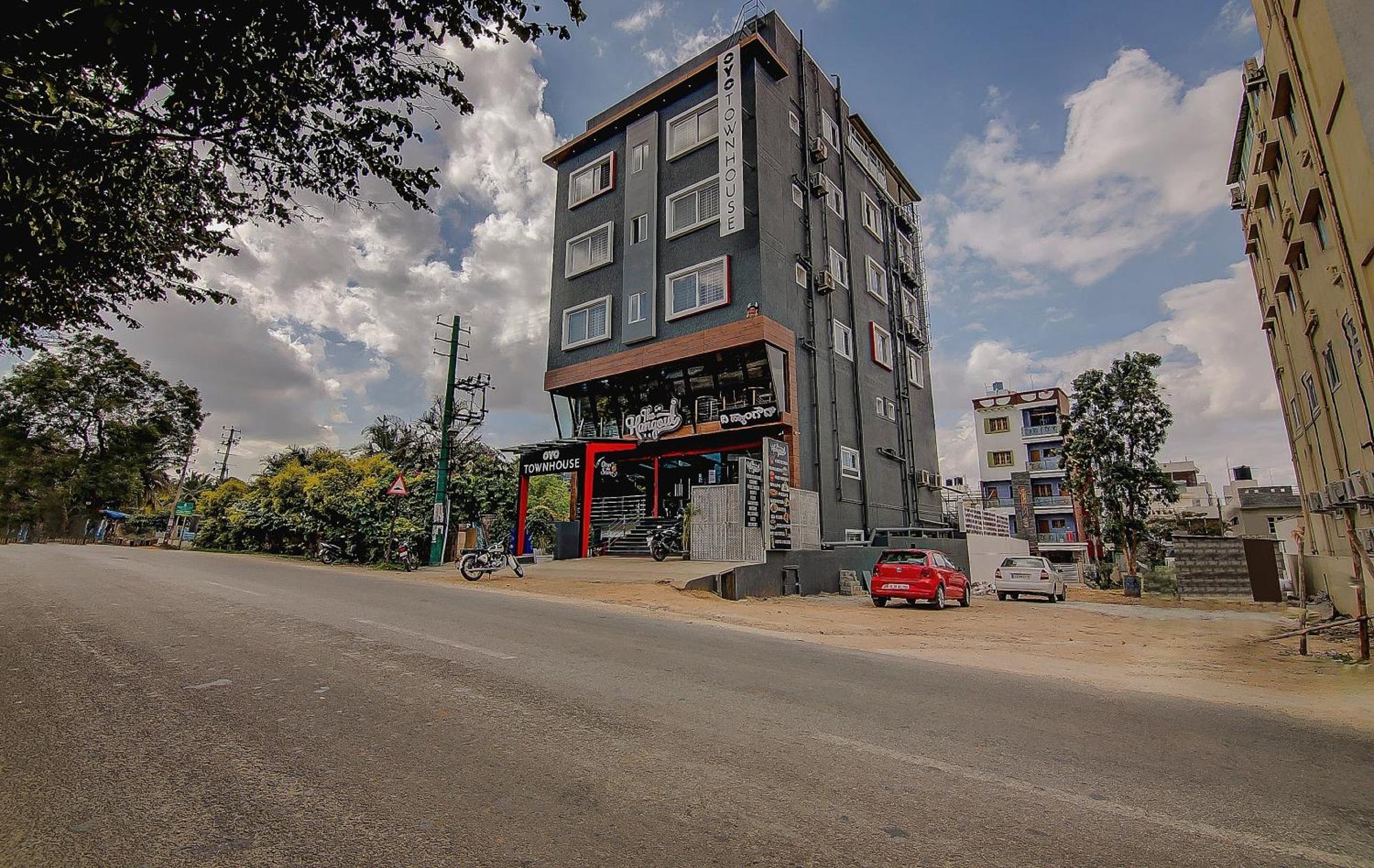 Super Townhouse Global Village Tech Park Near Kengeri Bus Terminal Metro Station Бангалор Екстериор снимка
