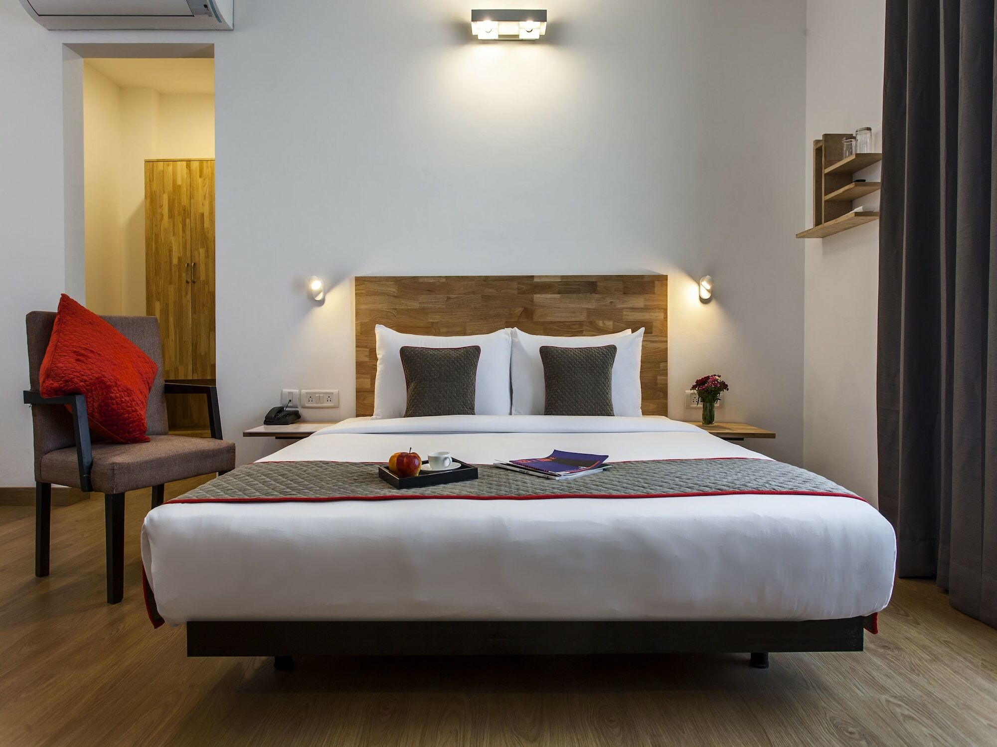 Super Townhouse Global Village Tech Park Near Kengeri Bus Terminal Metro Station Бангалор Екстериор снимка